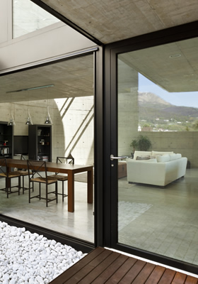 Puertas y Ventanas diseño Europeo COVENT